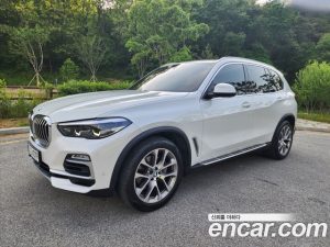 BMW X5 xDrive 30d xLine 2021 года из Южной Кореи