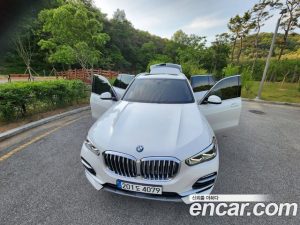 BMW X5 xDrive 30d xLine 2021 года из Южной Кореи