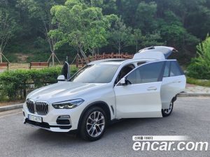 BMW X5 xDrive 30d xLine 2021 года из Южной Кореи