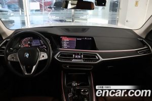 BMW X7 xDrive 30d Design Pure Excellence 6인승 2020 года из Южной Кореи