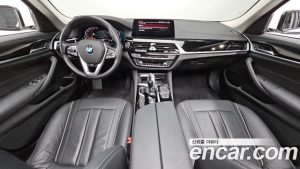 BMW 5-Series 520i Luxury 2020 года из Южной Кореи