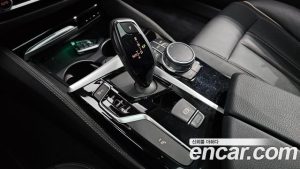 BMW 5-Series 520i Luxury 2020 года из Южной Кореи