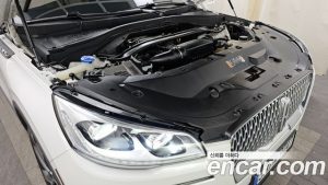 Lincoln Aviator 3.0 Reserve AWD 2021 года из Южной Кореи