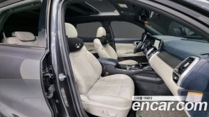 Kia Sorento HEV 1.6 4WD 2021 года из Южной Кореи
