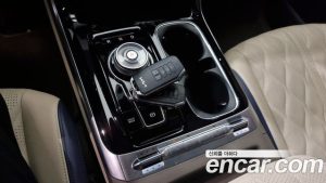 Kia Carnival 9-Seater HI-Limousine (Special Hi-End Version) 2023 года из Южной Кореи