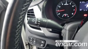 Kia Seltos Бензин 1.6 Turbo 2WD 2020 года из Южной Кореи