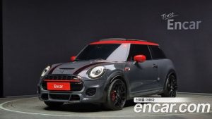 Mini Cooper JCW 2020 года из Южной Кореи
