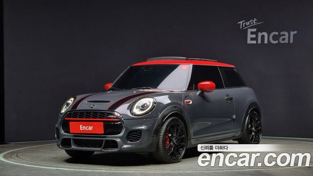 Mini Cooper JCW 2020 года из Кореи