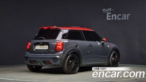 Mini Cooper JCW 2020 года из Южной Кореи