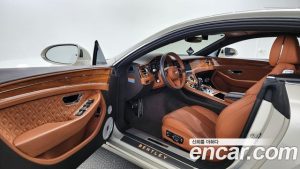 Bentley Continental 4.0 GT 2020 года из Южной Кореи