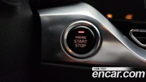 Kia Niro 1.6 HEV 2020 года из Южной Кореи