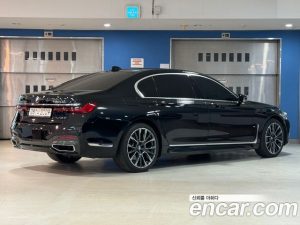 BMW 7-Series 730Ld xDrive M Sport 2020 года из Южной Кореи