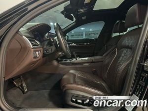 BMW 7-Series 730Ld xDrive M Sport 2020 года из Южной Кореи