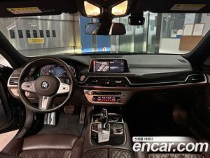 BMW 7-Series 730Ld xDrive M Sport 2020 года из Южной Кореи
