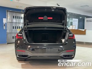 BMW 7-Series 730Ld xDrive M Sport 2020 года из Южной Кореи