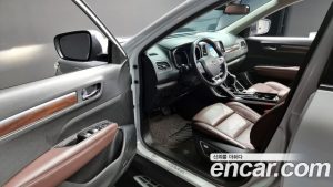 Renault-KoreaSamsung QM6 2.0 GDe RE Signature 2WD 2020 года из Южной Кореи