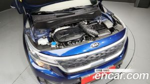 Kia Seltos Бензин 1.6 Turbo 2WD 2020 года из Южной Кореи