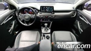 Kia Seltos Бензин 1.6 Turbo 2WD 2020 года из Южной Кореи