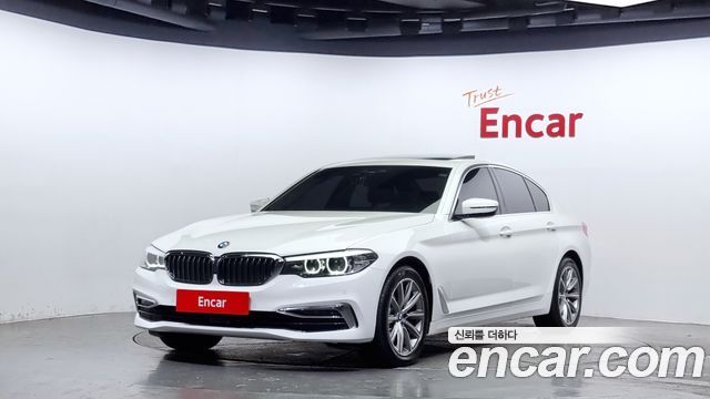 BMW 5-Series 520i Luxury 2019 года из Кореи