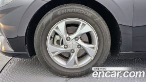 Hyundai AVANTE 1.6 2021 года из Южной Кореи