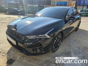 Kia K5 Signature 2023 года из Южной Кореи