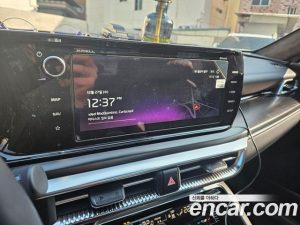 Kia K5 Signature 2023 года из Южной Кореи