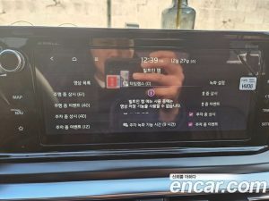 Kia K5 Signature 2023 года из Южной Кореи