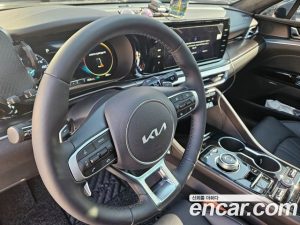 Kia K5 Signature 2023 года из Южной Кореи