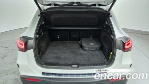 Mercedes-Benz EQA EQA250 AMG LINE 2023 года из Южной Кореи