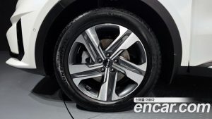 Kia Sorento HEV 1.6 2WD 2023 года из Южной Кореи