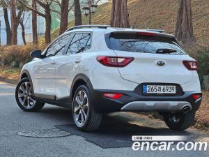 Kia Stonic 1.4 2020 года из Южной Кореи
