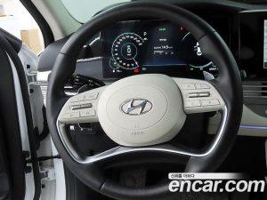 Hyundai Grandeur LeBlanc 2022 года из Южной Кореи