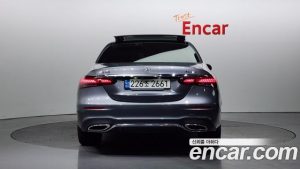 Mercedes-Benz E-Class E350 4MATIC AMG Line 2021 года из Южной Кореи