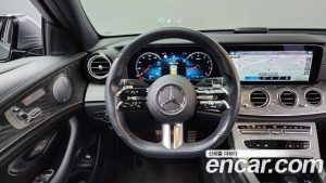 Mercedes-Benz E-Class E350 4MATIC AMG Line 2021 года из Южной Кореи