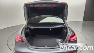 Mercedes-Benz E-Class E350 4MATIC AMG Line 2021 года из Южной Кореи
