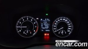 Hyundai Venue 1.6 Flux 2020 года из Южной Кореи