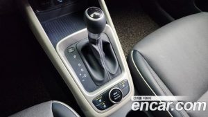 Hyundai Venue 1.6 Flux 2020 года из Южной Кореи