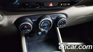 Hyundai Venue 1.6 Flux 2020 года из Южной Кореи