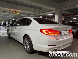 BMW 5-Series 530e Luxury 2020 года из Южной Кореи