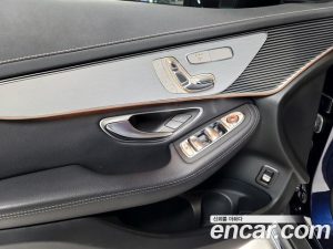 Mercedes-Benz EQC EQC400 4MATIC 2020 года из Южной Кореи
