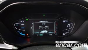 Kia Niro 1.6 HEV 2020 года из Южной Кореи
