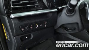 Kia Niro 1.6 HEV 2020 года из Южной Кореи