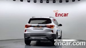 Kia Seltos Дизель 1.6 2WD 2020 года из Южной Кореи