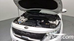 Kia Seltos Дизель 1.6 2WD 2020 года из Южной Кореи