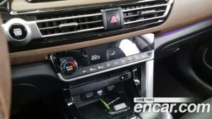 Kia Seltos Дизель 1.6 2WD 2020 года из Южной Кореи