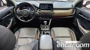 Kia Seltos Бензин 1.6 Turbo 2WD 2021 года из Южной Кореи