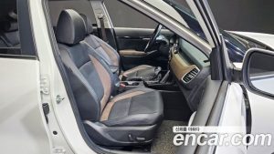 Kia Seltos Бензин 1.6 Turbo 2WD 2021 года из Южной Кореи