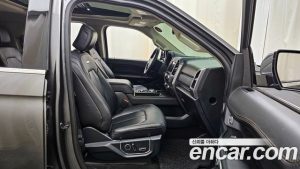 Ford Expedition платина 4WD 2021 года из Южной Кореи