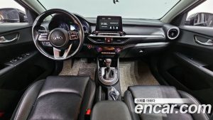 Kia K3 Standard 2021 года из Южной Кореи