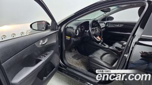 Kia K3 Standard 2021 года из Южной Кореи